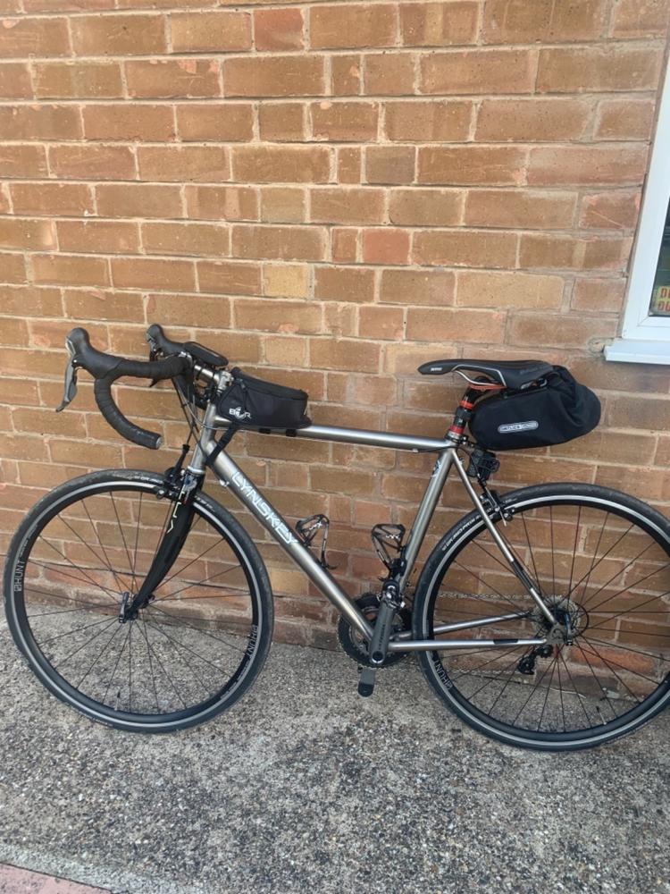 BTR Deluxe Bike Bag Phone Holder, Phone Mount & Waterproof Rain Cover GEN 5 - Customer Photo From James Roberts