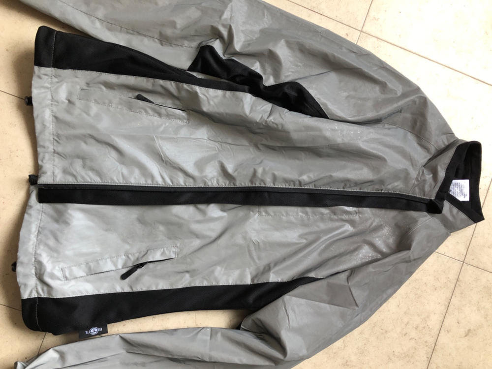 BTR Womens Reflective High Vis Cycling & Running Jacket (SECONDS) - Customer Photo From Victoria Swain